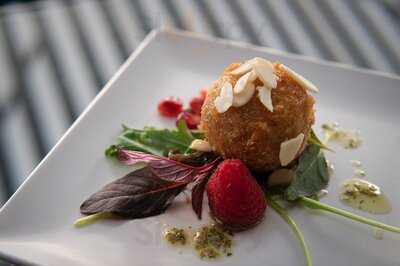 Mint Kitchen & Lounge Bar