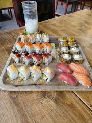 Koma Sushi & Asian Food