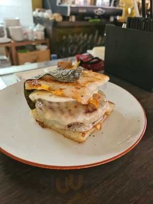 Tokio Burger