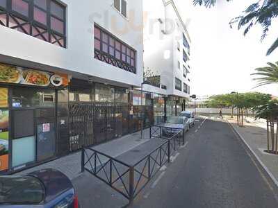 El Cafelito & Algo Mas