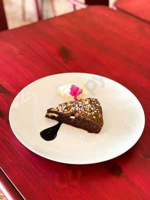 Poniente Beach Cerveceria And Cocteleria