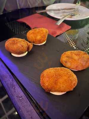 Gastrotaberna La Chiquita De Quini