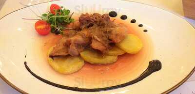 Meson Los Nuevos Olivares