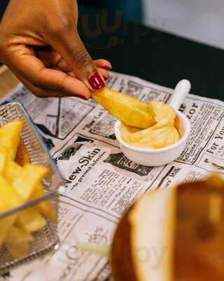 Phoenix Belgian Vegg