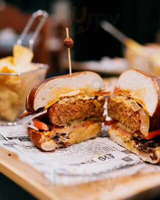 Phoenix Belgian Vegg