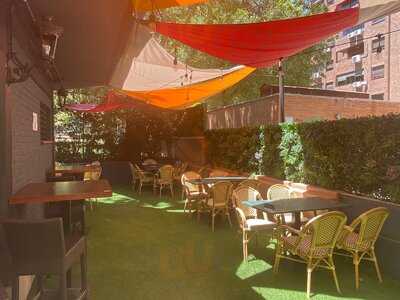 Láurel Piparras Bar