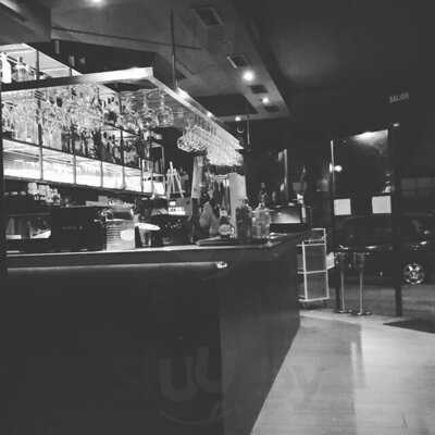 Láurel Piparras Bar