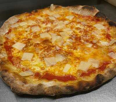 Il Doppio Pizzería & Delicatessen