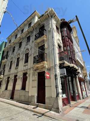 San Nicolás And Cía