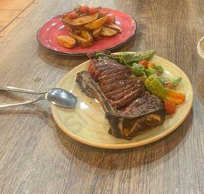 Peculiar Gastro Taberna