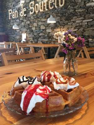 Pan De Soutelo