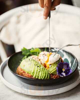 The Modern Hippie Deli