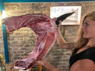 Bestia Parda Restaurant