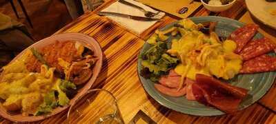 Mr. Raclette Cheese Bar - Photo 8