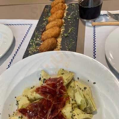 Gastrobar La Cueva Torre Del Mar