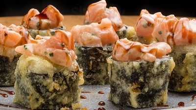 Tsubu Izakaya Japonés