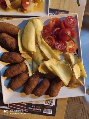 Cervezeria La Mar De Gambas