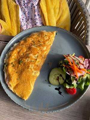 Sisters Coffee Shop And Kitchen