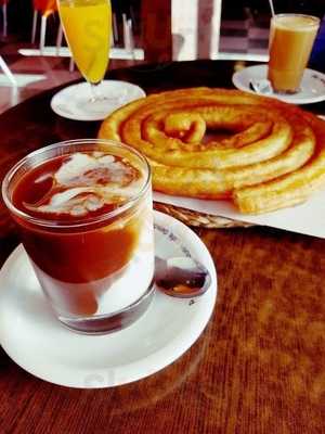 Cafeteria Churreria 19 De Julio