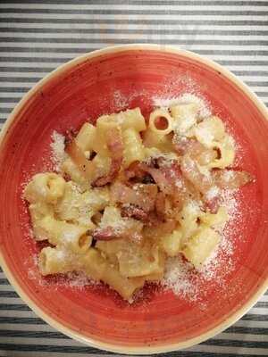 Estro Bistrot Italiano