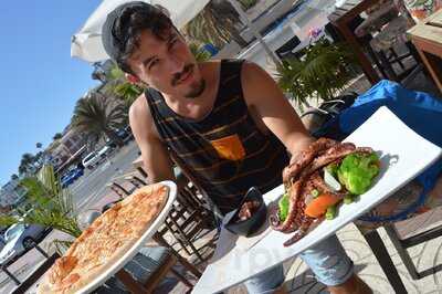 Tipsy Hammock Bar & Restaurant