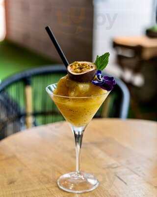 Amarillo Coffee & Lounge