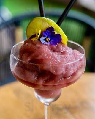 Amarillo Coffee & Lounge