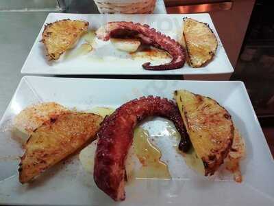 La Tintoreria Vinoteca A Coruña