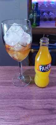 Manhattan Café & Copas