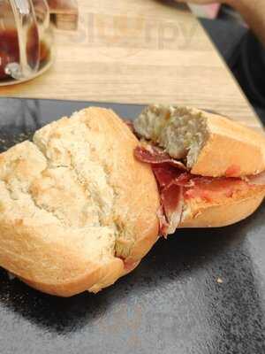 Cafeteros Coffee Roasters