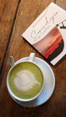 Nommad Cafe - Photo 7