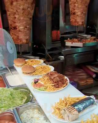 Antalya Pollo-pizza-kebab