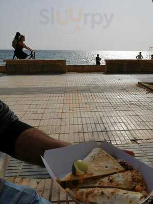 Los Jefes Tequila Bar And Kitchen