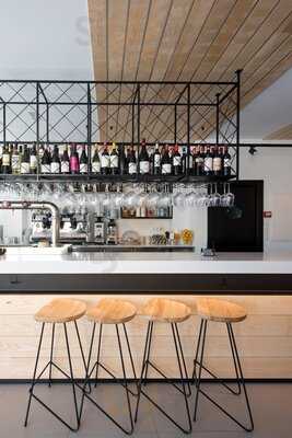 Airiños Taberna Mariñeira