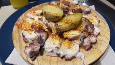 Airiños Taberna Mariñeira