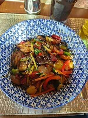 Saluka Restaurant & Lounge