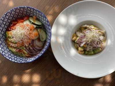 Saluka Restaurant & Lounge