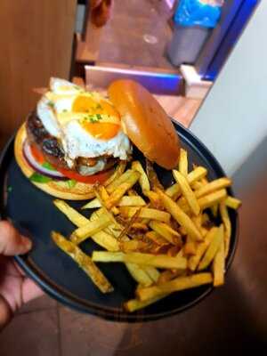 Streetgarden Café & Copas