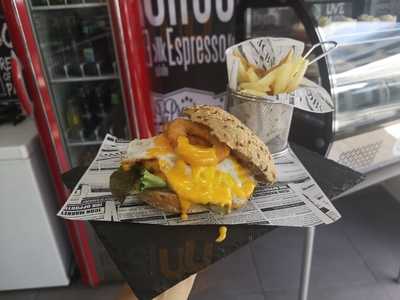 El Pucha Drinks&food