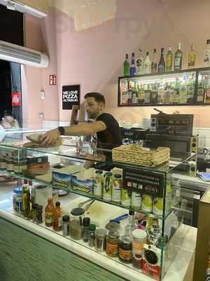 Roxy Focacceria Y Cafe