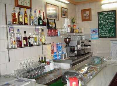 Cafeterría Mercado Del Real