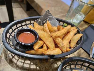 Gelatoink And Burgers