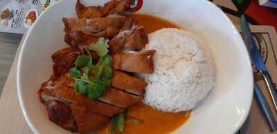 Padthaiwok. Cc. La Torre Outlet - Zaragoza