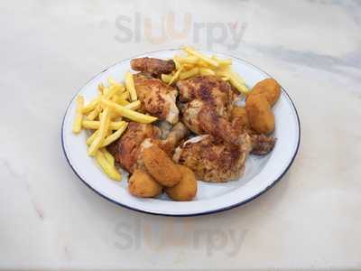 Asadores De Pollo Casa  Galván