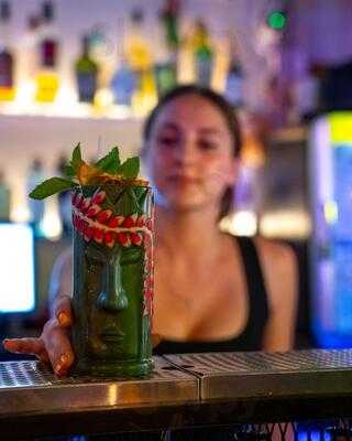 Alma Y Mezcla Cocktail Bar & Beverages