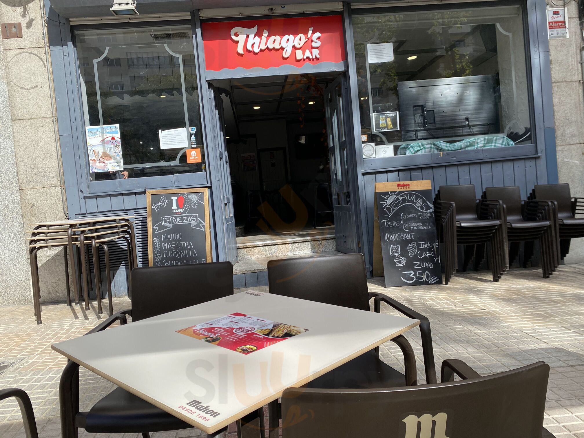 Thiago's Bar