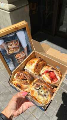 Tino, Esto No Es Una Pizza