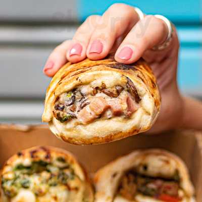 Tino, Esto No Es Una Pizza