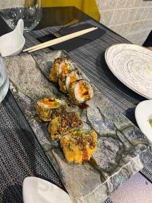 Sakana Sushi