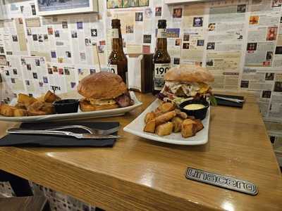 Linacero Rock & Burger